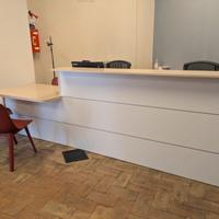 bancone desk accoglienza/reception