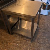 Tavolo inox 70x70 h 80 cm