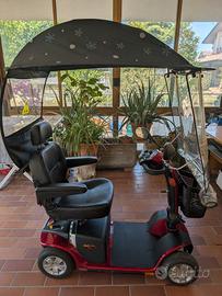 scooter elettrico per anziani/disabili