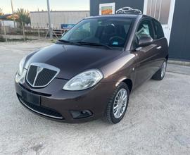 Lancia Ypsilon 1.2 Platino 2010