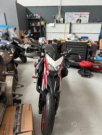 Ducati Hypermotard 821