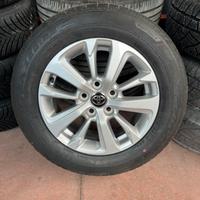Cerchi + Pneumatici Toyota Yaris Cross