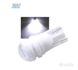 LAMPADA LED T10 CON LENTE DI INGRANDIMENTO