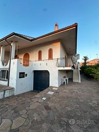 Villa singola con ampio giardino