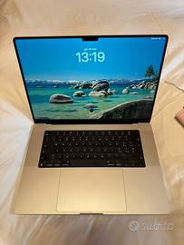 Apple MacBook Pro 16” (1TB SSD, M1 Pro, 16 GB)