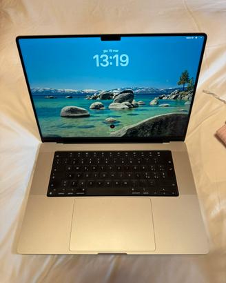 Apple MacBook Pro 16” (1TB SSD, M1 Pro, 16 GB)