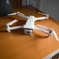 Drone FIMI X8 SE 2019 con accessori e borsa
