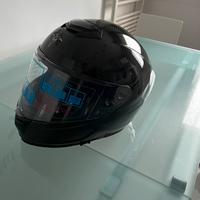 Casco in carbonio