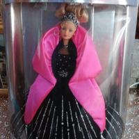 BARBIE HOLIDAY 1998. BOX UN PO ROVINATO.

