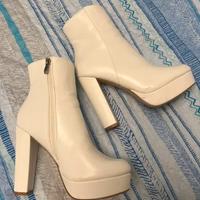 Stivali Tronchetto Platform Chunky Bianchi Panna E