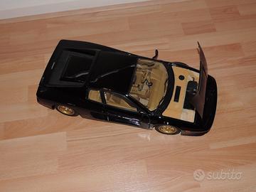 Pocher 1/8 nera 4 Ferrari Testarossa K53 elaborata