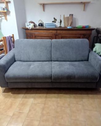 Divano letto con materasso