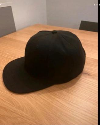 Cappello nero stile baseball / come nuovo