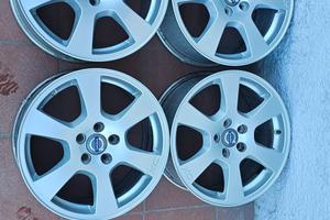 4 cerchi 17 originali Volvo C30 S40 S60 V40 V50 V6