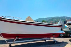 Gozzo cinqueterre 4.80 autosvuotante