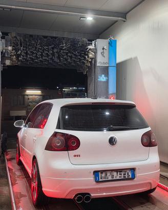 Volkswagen Golf 5 GTI