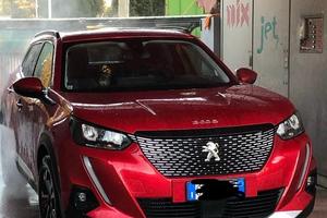 Peugeot  2008 blue HDI allure 102 cv  rosso elisir