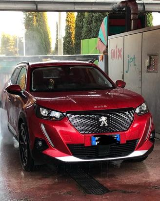 Peugeot  2008 blue HDI allure 102 cv  rosso elisir