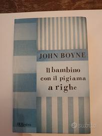 Il bambino con il pigiama a righe 