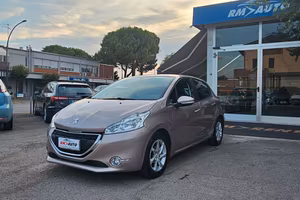 Peugeot 208 1.4 HDi 68 CV Allure solo 49000 Km