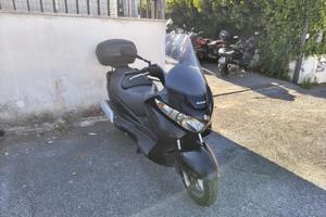 Suzuki Burgman 200