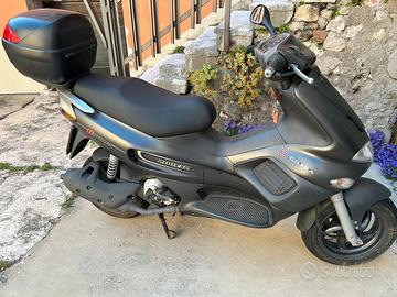 Gilera runner vxr 200