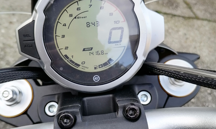 CFMOTO clx 700 adventure