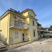VILLA SINGOLA A GALLICANO NEL LAZIO