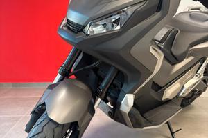 Honda X-ADV 750