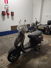 Vespa LX 150