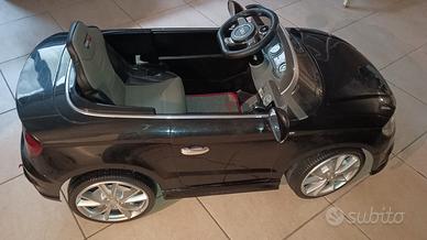 Macchinina elettrica per bambini 