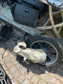 blocco motore peugeot speedfight 2