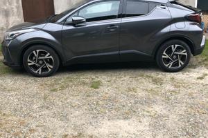 Toyota chr 1.8 hybrid