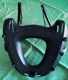 Piastra GIVI + attacchi SR683 per BMW R1150R R850R