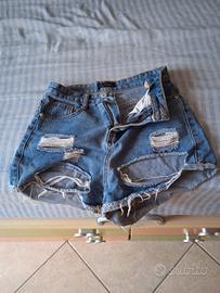 pantaloncino di jeans 