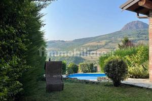 Villa con Piscina - Località Pastori - Travo