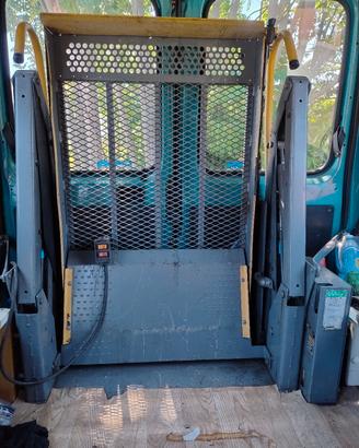 pedana elettrica disabili BRAUN