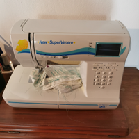 Macchina da cucire super automatica