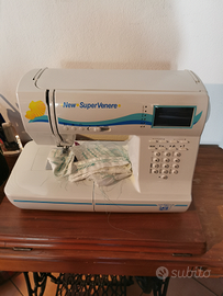 Macchina da cucire super automatica