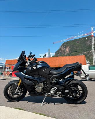 BMW S1000XR