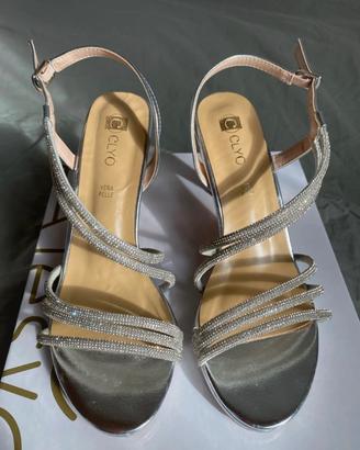 Scarpa elegante tacco 8 taglia 39