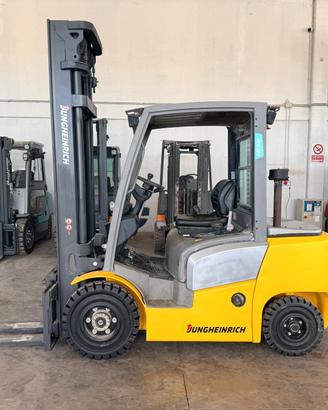 CARRELLO ELEVATORE MULETTO DIESEL JUNGHEINRICH 25 