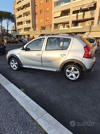 Dacia Sandero Stepway 2011 Benzina/Gas