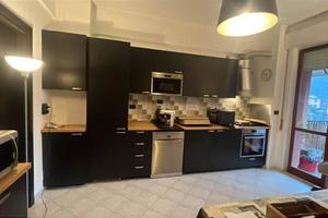 Appartamento di 93 m² con più di 5 locali a Genova