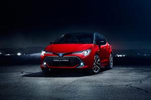 TOYOTA Corolla 1.8 Hybrid Active
