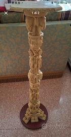 Colonna decorativa vintage in avoriolina