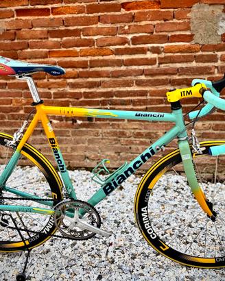 Bicicletta pantani mercatone uno