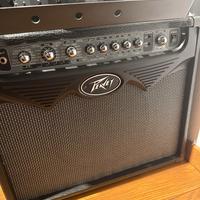 Amplificatore Peavey e pedaliera Sanpera