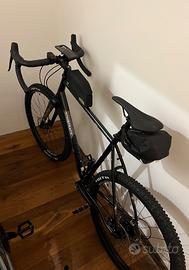 Gravel Bombtrack Hook EXT