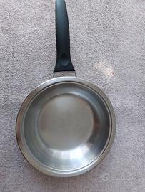 Padella AMC da 20cm.
